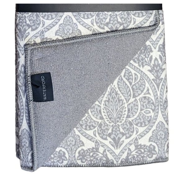 Waterford Baroque Style Gray White Dish Drying Mats 2-Pc Polyester 15 x 20-inch - Picture 3 of 3